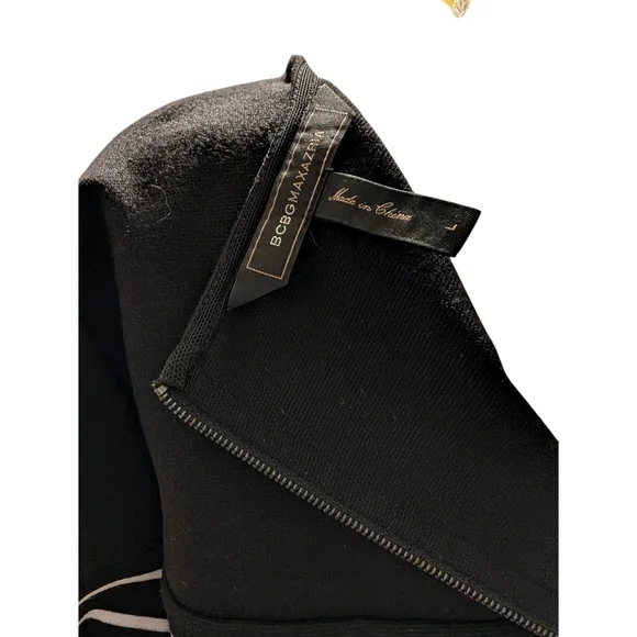 BCBGMaxAzria Black And White Peplum Top. Large. Exposed Back Zip. 3/4 Sleeve. - Picture 4 of 4